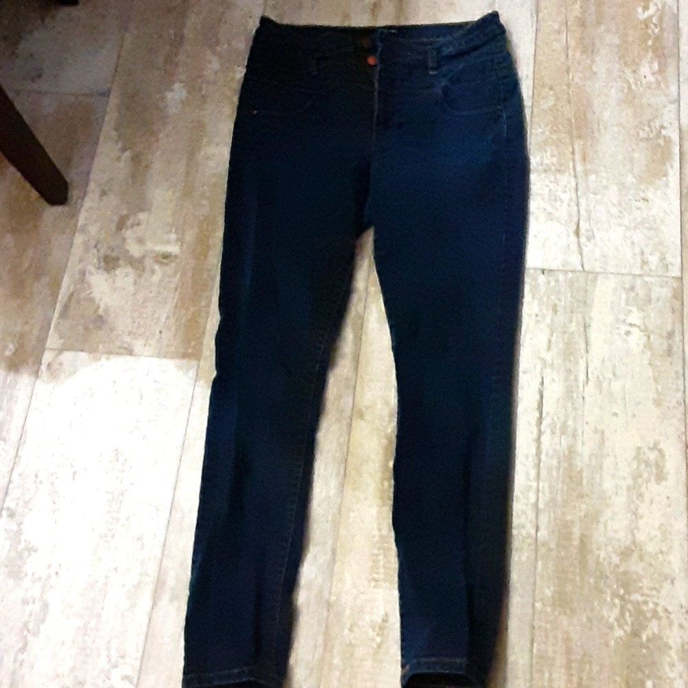 Jean's
